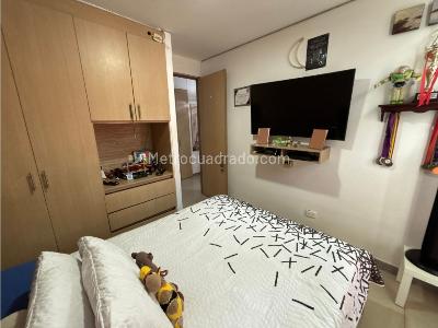 Apartamento de 4 alcobas en venta en Capri, Cali, 102 m² · foto 16 de 20