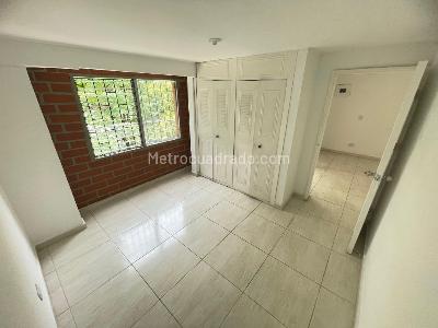 Apartamento de 4 alcobas en arriendo en Belen Las Playas, Medellín, 90 m² · foto 8 de 20