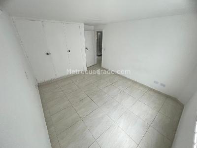 Apartamento de 4 alcobas en arriendo en Belen Las Playas, Medellín, 90 m² · foto 10 de 20