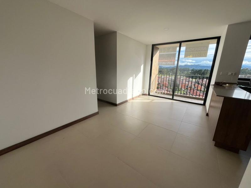 Apartamento en Arriendo, San Antonio, Rionegro - 2
