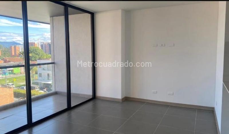 2BR Apartment in Centro (75 m²) - 4
