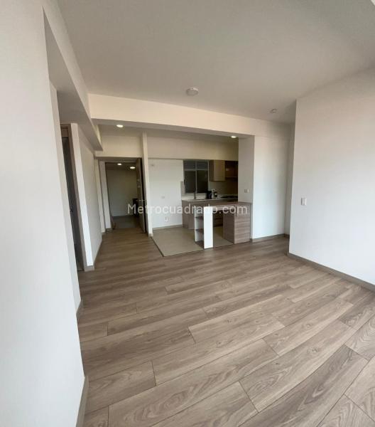 Apartamento en Arriendo, San Nicolas, Rionegro - 3