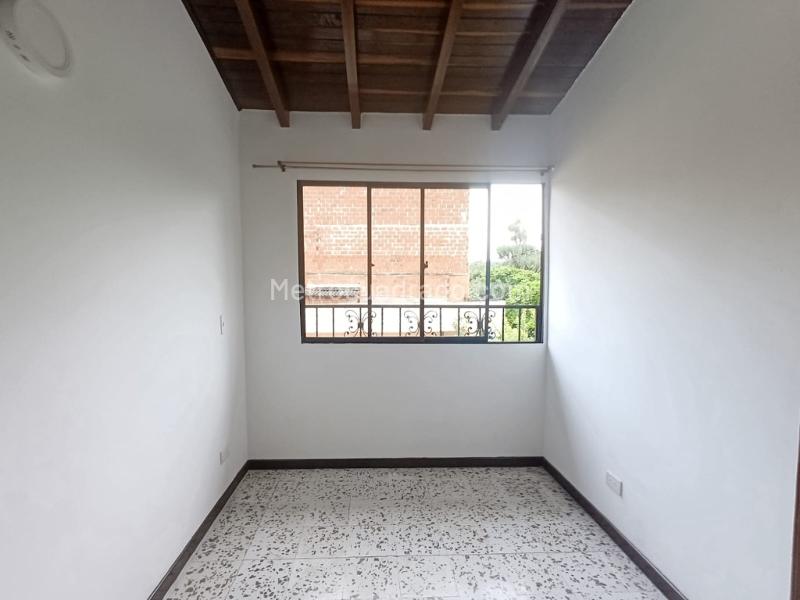 Spacious 3BR House in Belen Las Playas - 9