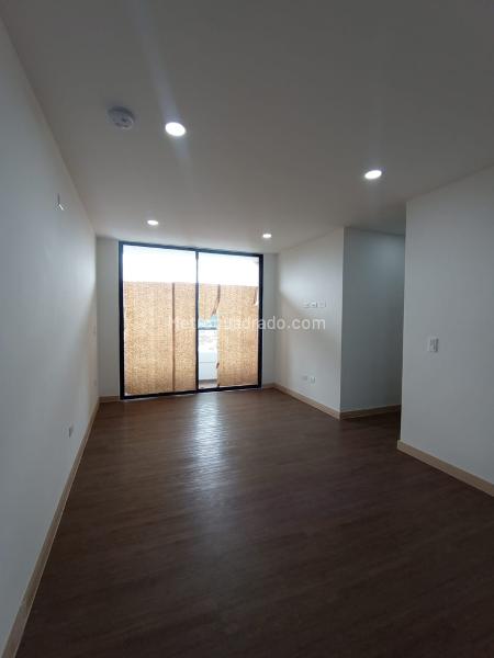 Apartamento en Arriendo, San Antonio, Rionegro - 2