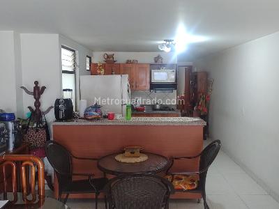 Apartamento de 3 alcobas en venta en Restrepo Naranjo, Sabaneta, 119 m² · foto 3 de 18