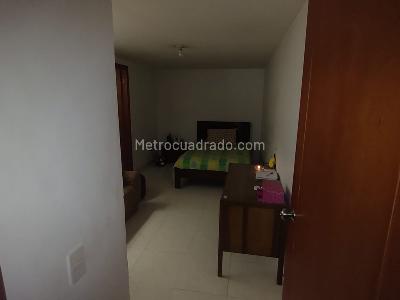 Apartamento de 3 alcobas en venta en Restrepo Naranjo, Sabaneta, 119 m² · foto 7 de 18