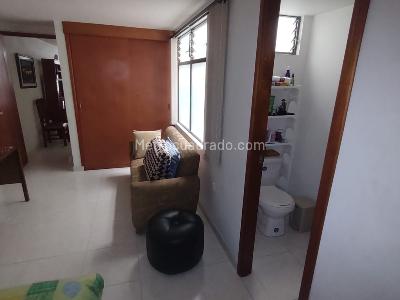 Apartamento de 3 alcobas en venta en Restrepo Naranjo, Sabaneta, 119 m² · foto 9 de 18