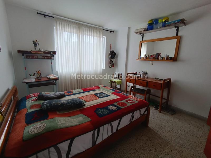 Apartamento de 2 Alcobas con Parqueadero en Belén Miravalle - 7
