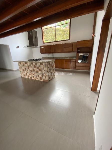 4BR House in Las Antillas (400 m²) - 4