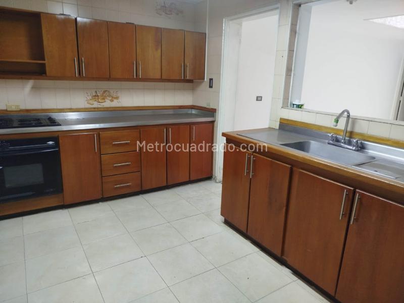 Commercial 1BR House in Belen Alameda - 6
