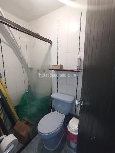 Casa de 4 alcobas en arriendo en La Almeria, Medellín, 190 m² · foto 12 de 19