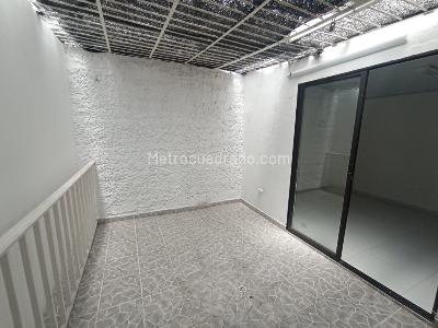 Casa de 4 alcobas en arriendo en La Almeria, Medellín, 190 m² · foto 13 de 19