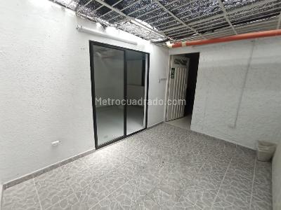 Casa de 4 alcobas en arriendo en La Almeria, Medellín, 190 m² · foto 18 de 19