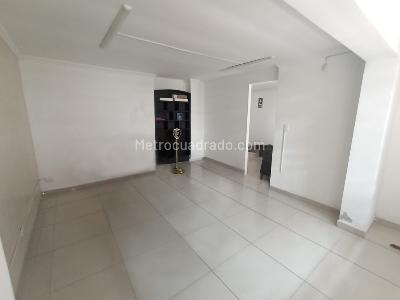 Casa de 4 alcobas en arriendo en La Almeria, Medellín, 190 m² · foto 7 de 19