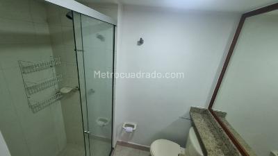Apartamento de 3 alcobas en arriendo en El Poblado, Medellín, 81 m² · foto 19 de 20