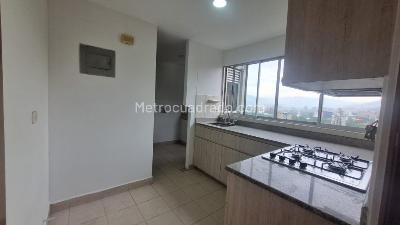 Apartamento de 3 alcobas en arriendo en El Poblado, Medellín, 81 m² · foto 4 de 20