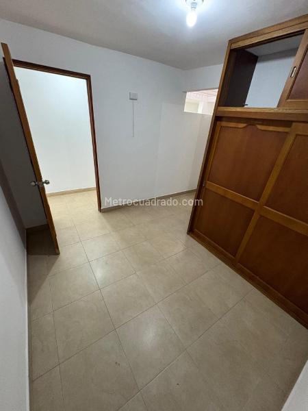 Spacious 3BR House in Belen La Gloria - 6