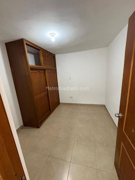 Spacious 3BR House in Belen La Gloria - 7