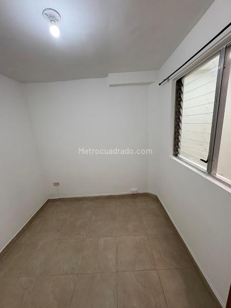 Spacious 3BR House in Belen La Gloria - 9