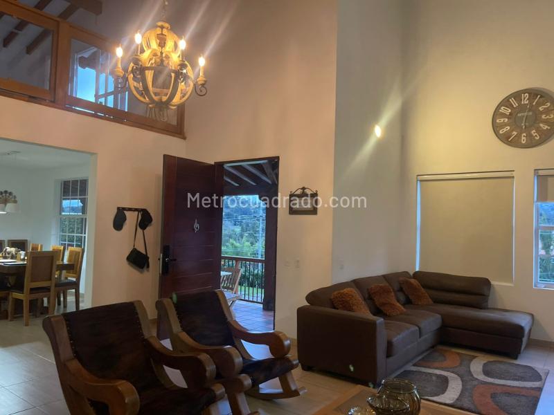 Apartamento en Arriendo, Fontibon, Rionegro - 2