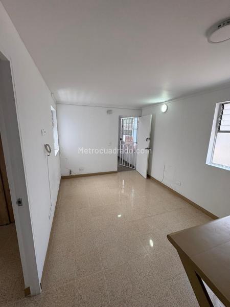 Apartamento Cómodo de 2 Alcobas en Laureles - 5