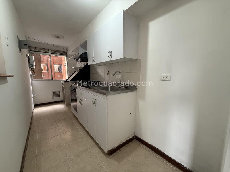 3BR Apartment in Suramerica (74 m²)