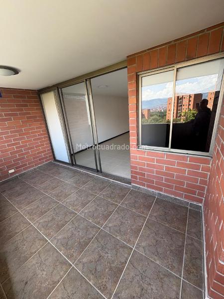 Spacious 3BR Apartment in Belen Loma De Los Bernal - 2