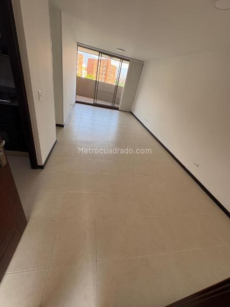 Spacious 3BR Apartment in Belen Loma De Los Bernal - 3