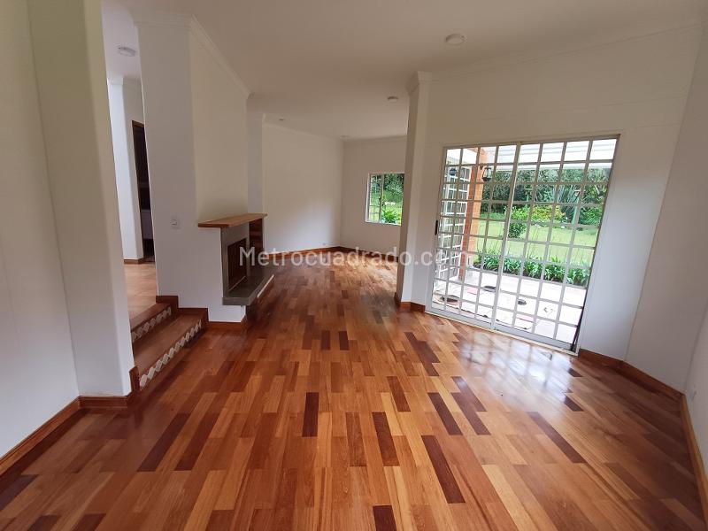 Casa Campestre de 5 Alcobas con Chimenea en Alto de Palmas - 9