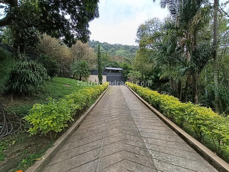 3BR Finca in Vereda El Paraiso (180 m²) - 2