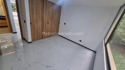 Apartamento de 4 alcobas en arriendo en Las Lomas, Medellín, 165 m² · foto 19 de 20