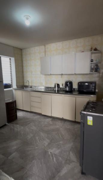 Casa en primer piso de 4 Alcobas en arriendo en Belén Los Alpes