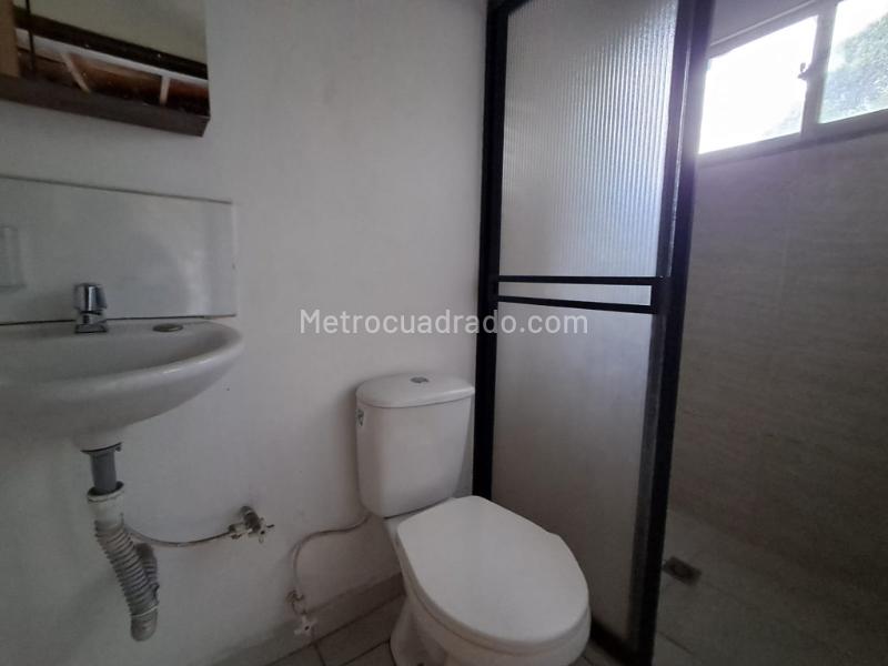 Elegant 2BR Apartment in Pilarica - 8