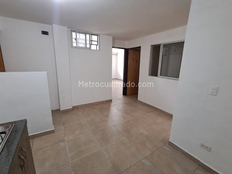 Charming 2BR Apartment in Pilarica - 5