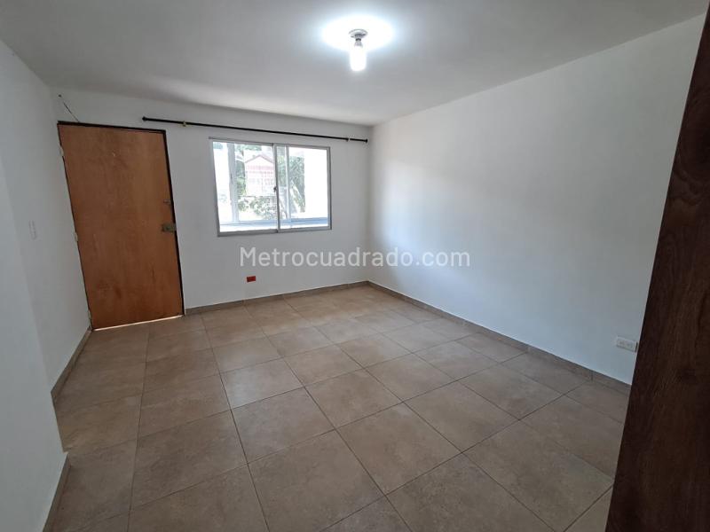 Charming 2BR Apartment in Pilarica - 7