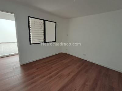 Casa en arriendo en Manila, Medellín · foto 9 de 20
