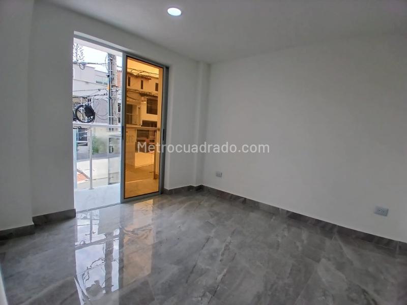 Elegant 3BR Apartment in Belen Loma De Los Bernal - 9