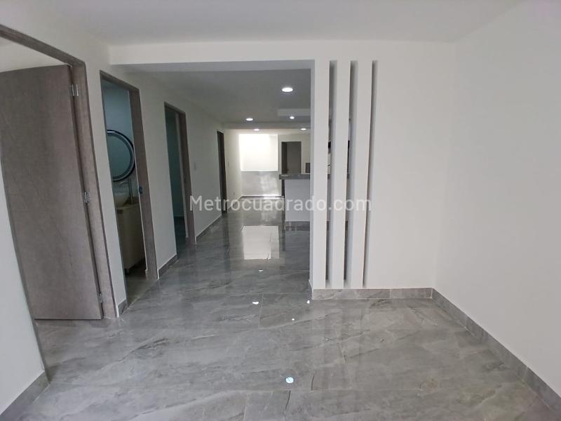 Elegant 3BR Apartment in Belen Loma De Los Bernal - 6