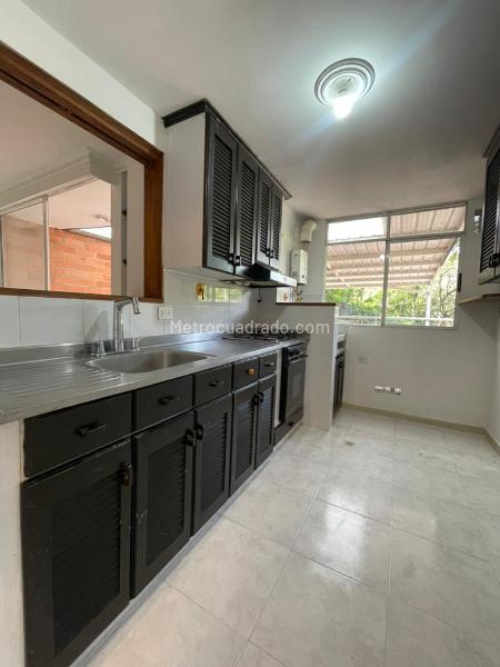 Apartamento Cómodo de 2 Alcobas en Belén Loma de los Bernal - 4