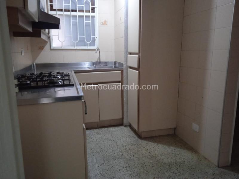 Modern 2BR Apartment in Belen Nogal