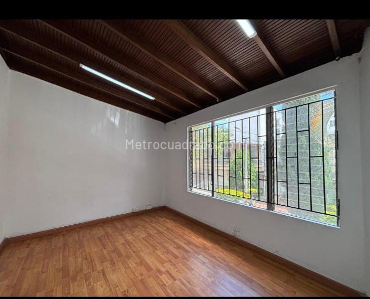 Casa de 4 Alcobas en Belén Miravalle con Balcón - 4