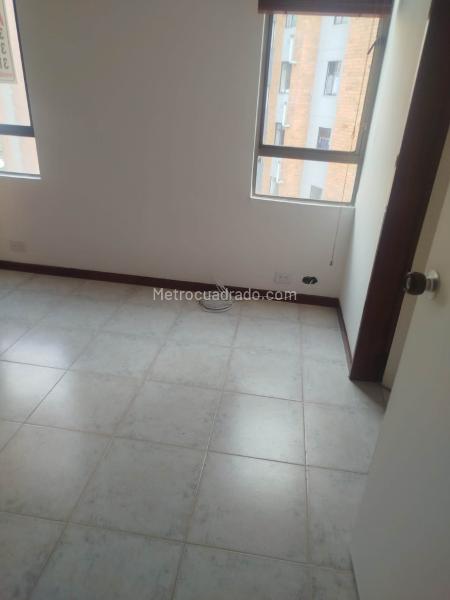 Apartamento en Arriendo de 2 Alcobas en La Loma de Bernal (Estrato 4) - 2