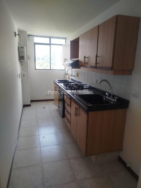 Apartamento en Arriendo de 2 Alcobas en La Loma de Bernal (Estrato 4) - 3