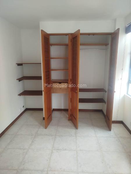 Apartamento en Arriendo de 2 Alcobas en La Loma de Bernal (Estrato 4) - 9