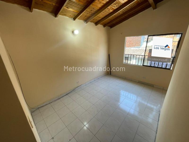 Cozy 2BR Apartment in Belen San Bernardo - 9