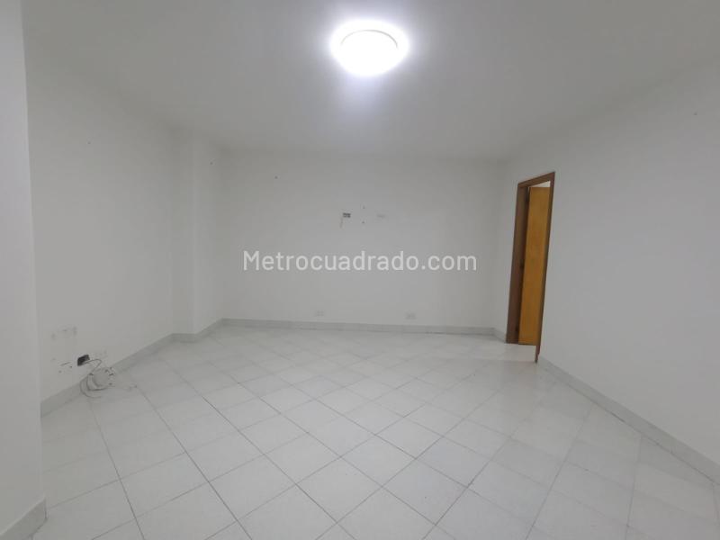 2BR Apartment in Santa Mnica (Stratum 4)