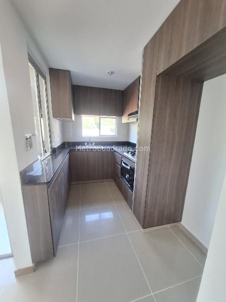 Acogedor Apartamento de 3 Habitaciones en Las Antillas