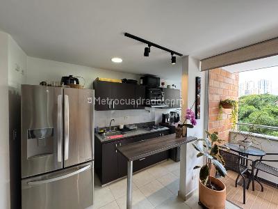 Apartamento de 3 alcobas en venta en La Doctora, Sabaneta, 75 m² · foto 4 de 17