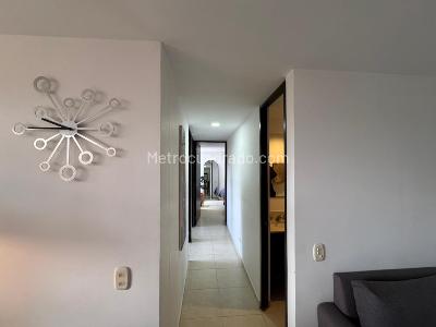 Apartamento de 3 alcobas en venta en La Doctora, Sabaneta, 75 m² · foto 9 de 17