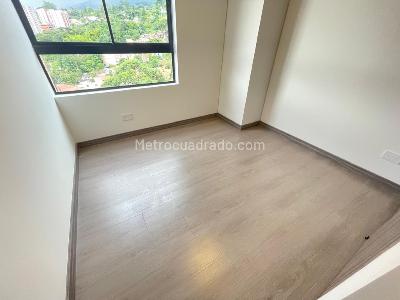 Apartamento en arriendo en Camino Verde, Envigado · foto 13 de 18